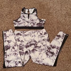 Hollister sports bra and yoga pants